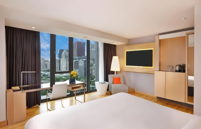 Radisson Blu Aqua Hotel, Chicago