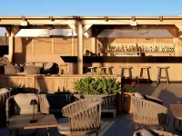 High Beach White - Adults Only - 5-Star