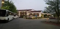 Baymont by Wyndham Seattle/Kirkland WA - Bãi đậu xe