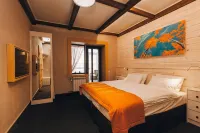 Boutique Hotel Seasons - 2-Star