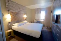 Ibis Irkutsk Tsentr Hotel