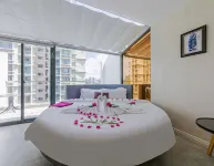 Nanjing Hotel (Clear Water Bay Golf Club) - balcony
