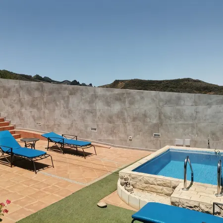 Wonderful Typical Canarian House with Outdoor Pool and Wifi in the Mountains.