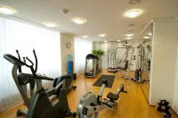 Central Plaza - Gym