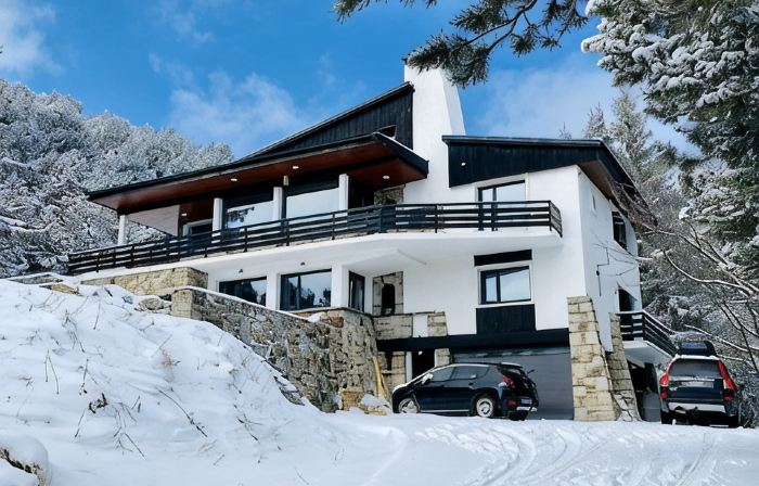Sublime Bas de Chalet de Standing en Duplex Aux Angles -Space for Billiards and Cinema