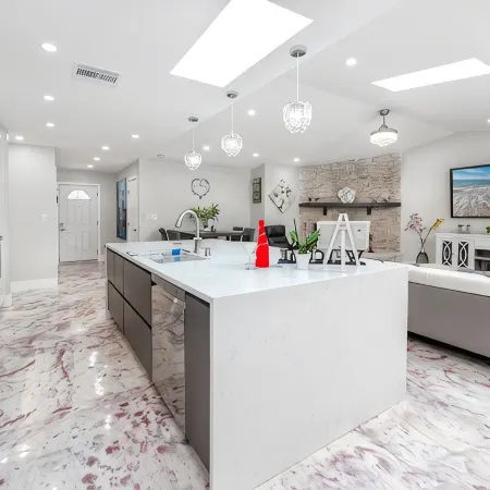 Modern house heated pool near TPA Clearwater Dunedin Palm Harbor