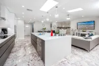 Modern house heated pool near TPA Clearwater Dunedin Palm Harbor - 무료 와이파이