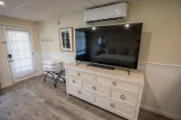 Totally Remodeled Cozy Apartment.  2.5 miles to Delaware Turf! - 3-Star