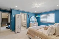 Seaside Condo, 3Bd+Bonus Rm, 4 Bath, Rooftop Deck-Ocean/Bay Views, Walk to Beach - 3-Star