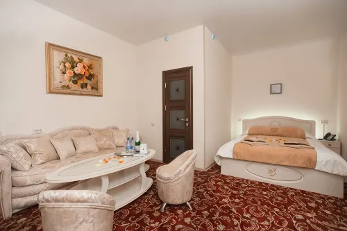 Hotel Tria