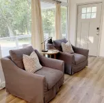 格蘭德湖猴島小屋，距香格里拉幾分鐘，帶熱水浴缸和火坑 - 精品