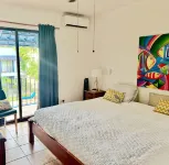 Cute 2bdrm Condo - Across from the beach