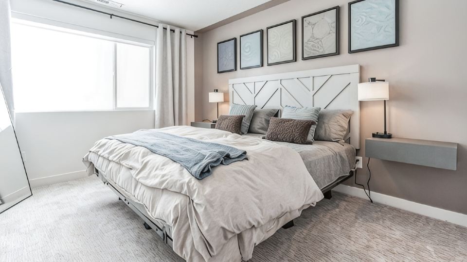 Perfect for multiple families, close to Lagoon and everything!