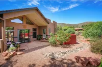 Oak Creek Oasis: Pool, Views, Golf, Playground - Boutique