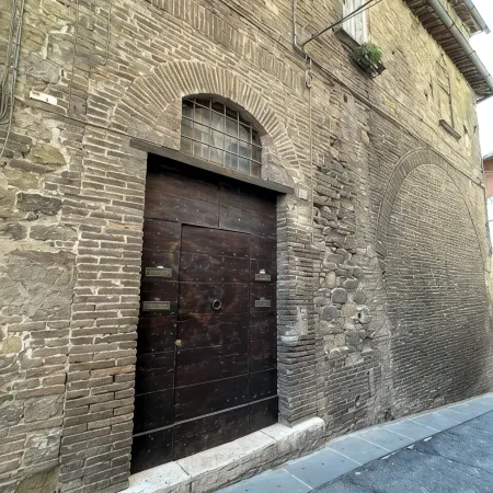 Le Balze Bright Penthouse with Secluded Panoramic Terrace 200 mt from the Duomo