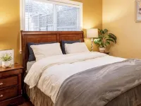 Bright Garden Guest Suite in Los Gatos, Heart of Silicon Valley Hotels in Los Gatos