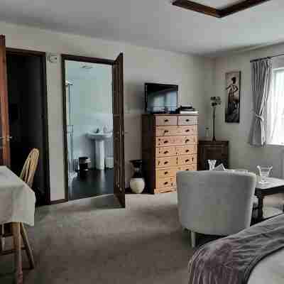 Fantastic self-catering apartment on the outskirts of Caerleon Rooms