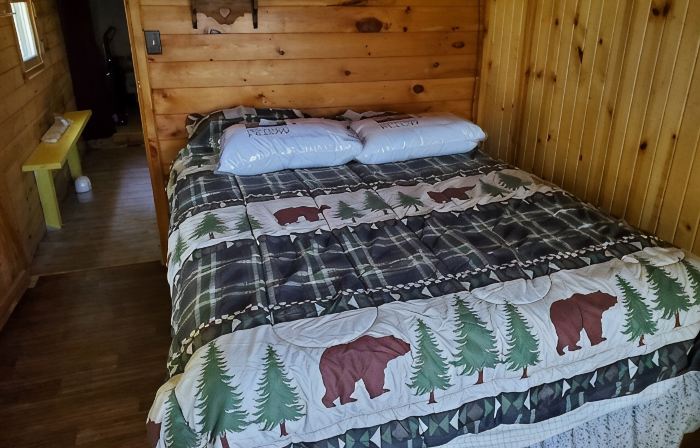 Cabin on lake close to ATV & snowmobile trails