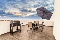 Fabulous 3-Bedroom House with Wi-Fi and Amazing Sunsets in Rosarito