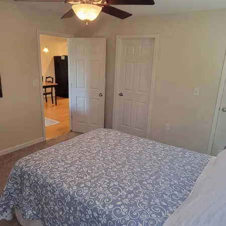 Newly Renovated Full Family Apt. - Centrally Located in Nauvoo - Some Stairs