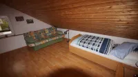 Vacation Apartment for up to 6 People with Sunny Courtyard, Garden and Pool - Wifi