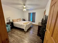 Castle Reserved Home Retreat! - Boutique