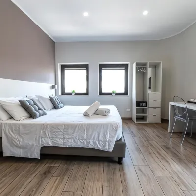 Ruggero Settimo - Room & Suite Hotels near Ballaro Palermo