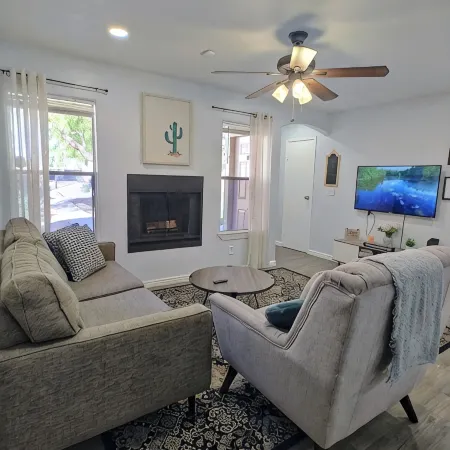 Mountain View 2MBr condo -Near Tempe & Phx Airport