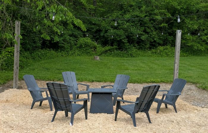 Moccasin Creek Cottage - Hocking Hills State Parks- Cozy back yard