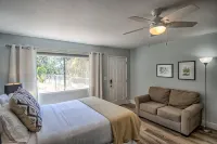 Peaceful Cottage Retreat - 1 mile from Lake Shasta - 4-Star
