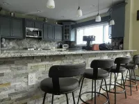 Mountain side house with game room, hot tub, firepit 1 mile from Lambertville - balcony