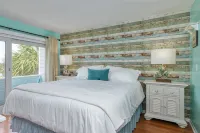 Relax Beachside in our private neighborhood with all the comforts you need! - Wifi