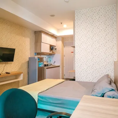 Cozy Studio Grand Kamala Lagoon by Doubletree Hotels near Primaya Hospital Bekasi Barat