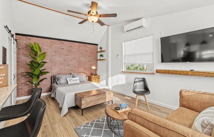Spacious Industrial Style Guesthouse