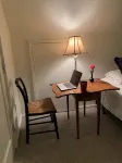 A second floor apartment with en-suite near UNE, Southern Maine beach’s. - Apartments