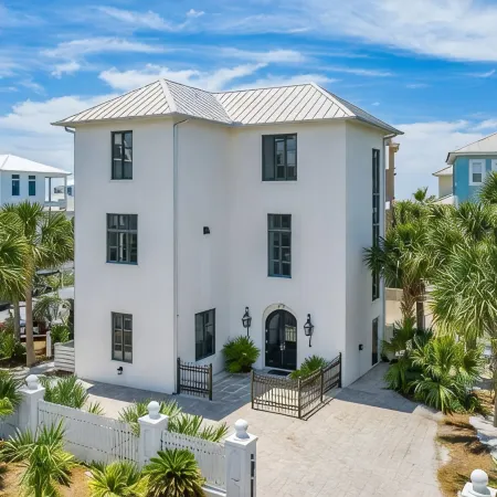 Luxurious Sea Grove Home with beach view and private beach Access.