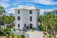 Luxurious Sea Grove Home with beach view and private beach Access. - Luxury
