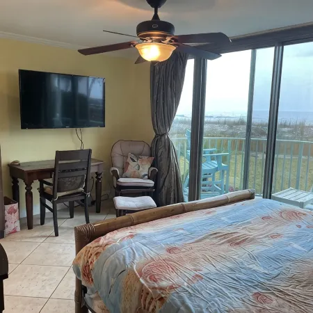 3/4bd 3Ba 1st&2 Fl  Townhouse sleeps10 w/ Dolphin Views ,Boating, Tennis,Fishing