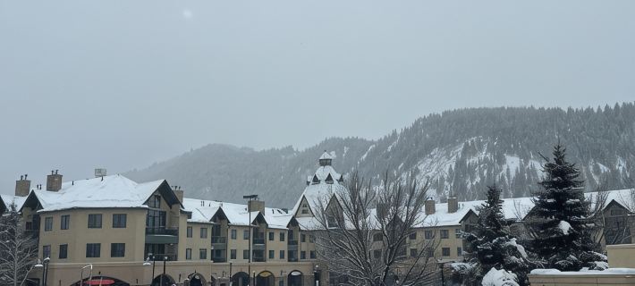 Avon/Beaver Creek 2br/2ba Chapel Square Condo-Newly renovated & Reasonable Rates Hotéis em Avon