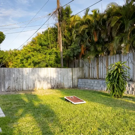 Beautifully Appointed 3BR / 2 Bath Home close to Beach & Iconic Atlantic Ave