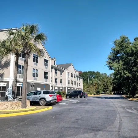 Country Inn & Suites by Radisson, Hinesville, GA