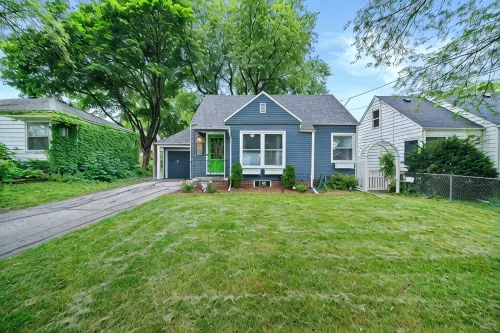 Close to Drake/Downtown - Filled With Amenities, Pet Friendly, Hot Tub, Theater! - ブティック