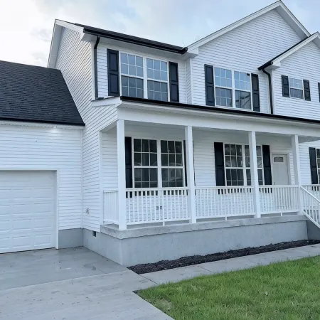 Charming 2800 sq.ft 4-bedroom home with AC and WiFi in Suffolk