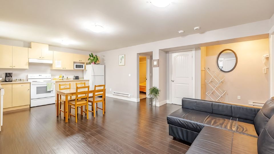 Cozy and Homey 2 BR Suite