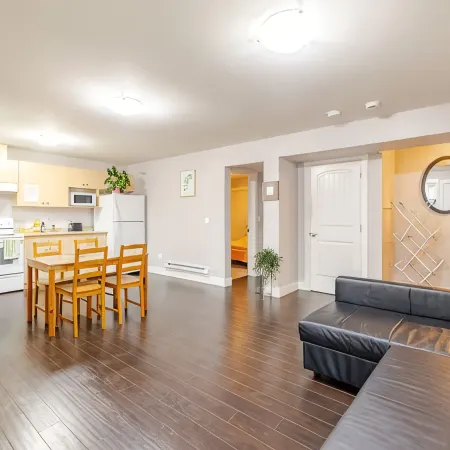 Cozy and Homey 2 BR Suite