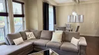 Spacious 3BR House in Aspen Hills - New