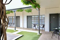 Guichen Bay Motel - Park Yeri