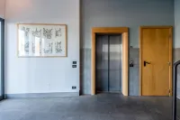 Bergamo Airport Apartment with WiFi & Workspace - 2 stelle
