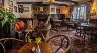 Bear Crickhowell - Pet Friendly
