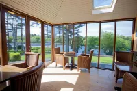 The Lakeside Hotel & Leisure Centre - 4-Star